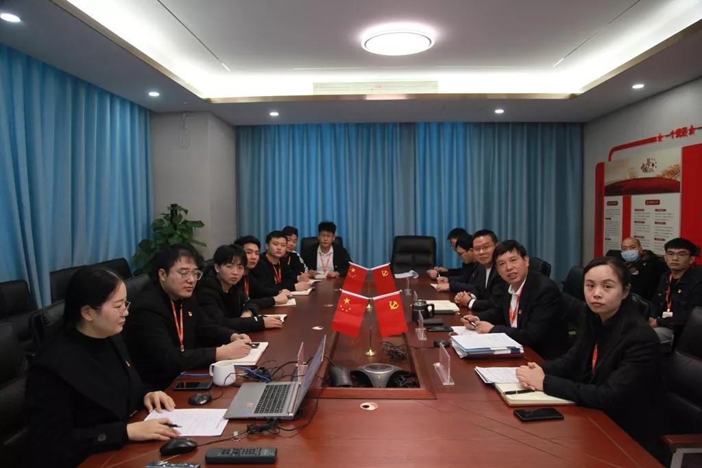 2.webp.jpg 2.webp.jpg